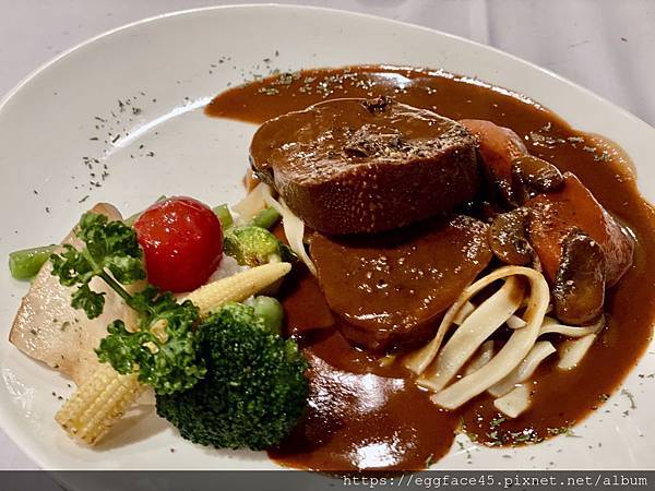 IMG_4895.jpeg IMG_4895.jpeg