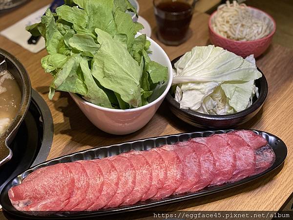 [台北美食] 麻凡麻辣火鍋-台北松江店 麻辣鍋 鴛鴦鍋 包廂