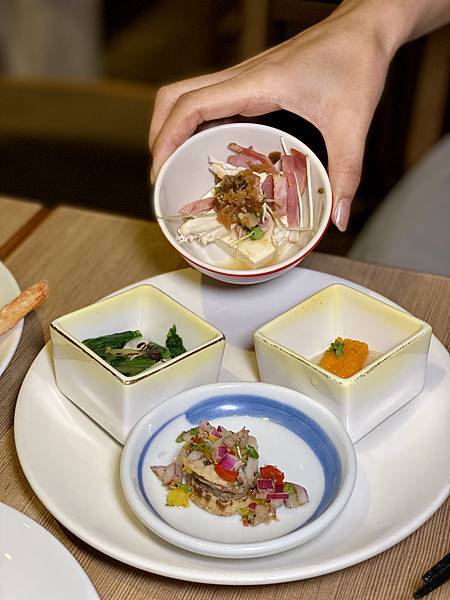 88C364DF-F856-412E-B14E-8DD0E4DFDCC4_1_201_a.jpeg 88C364DF-F856-412E-B14E-8DD0E4DFDCC4_1_201_a.jpeg