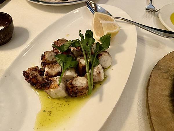 7FAA1A42-C66A-483E-AAA5-8843450BACB3_1_201_a.jpeg 7FAA1A42-C66A-483E-AAA5-8843450BACB3_1_201_a.jpeg