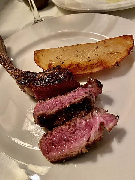 DB13CA0D-19DB-463E-962A-65299585B3F9_1_201_a.jpeg DB13CA0D-19DB-463E-962A-65299585B3F9_1_201_a.jpeg