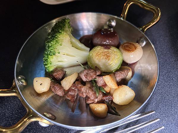 161660B5-4483-40C5-8DEF-EC4951092BF5_1_201_a.jpeg 161660B5-4483-40C5-8DEF-EC4951092BF5_1_201_a.jpeg