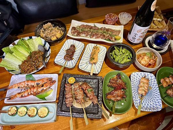 小串酒場,日式居酒屋,炭火燒鳥,串燒,清酒搭配,台北東區,雞球,台北,居酒屋,燒烤,宵夜,日式串燒,台北宵夜,台北居酒屋,東區居酒屋,東區串燒,國父紀念館,台北東區居酒