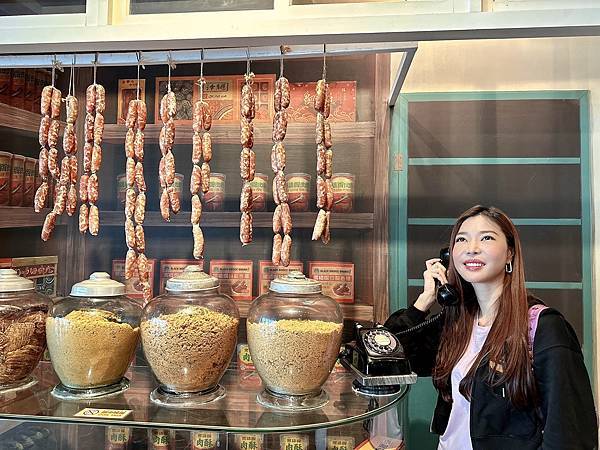 F085B360-6784-40AA-B70F-E73EBCFCFF52_1_201_a.jpeg F085B360-6784-40AA-B70F-E73EBCFCFF52_1_201_a.jpeg