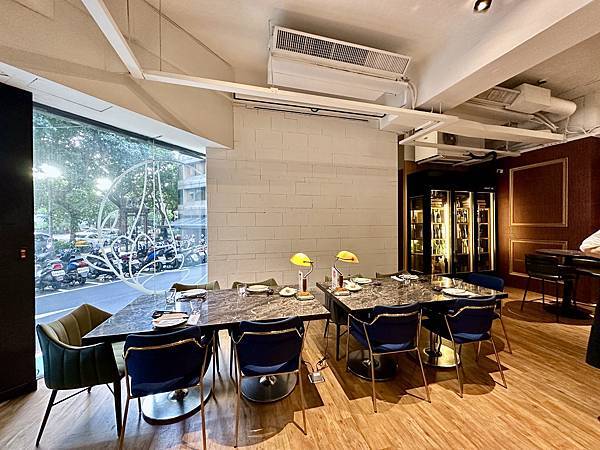 B9E2E10A-C5B4-43E1-B259-17ED9A18403F_1_201_a.jpeg B9E2E10A-C5B4-43E1-B259-17ED9A18403F_1_201_a.jpeg