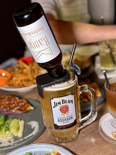 [信義區美食] Range鐵板精肉餐酒館 料理與調酒都讓人回