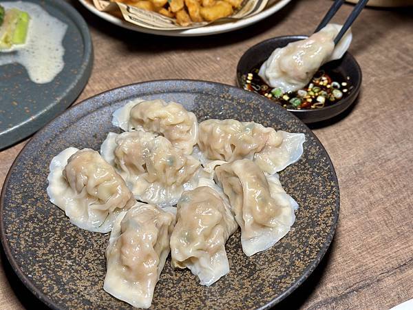 [信義區美食] Range鐵板精肉餐酒館 料理與調酒都讓人回