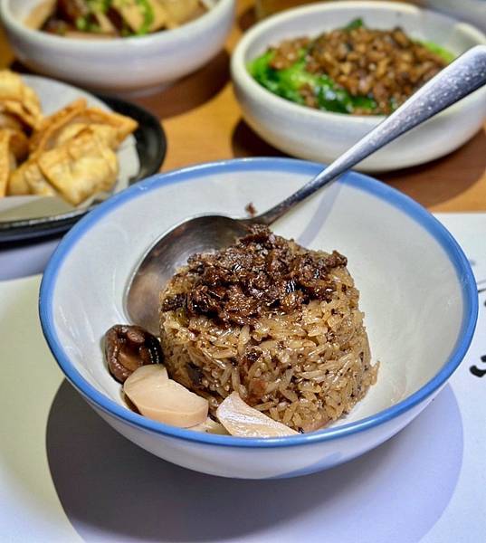 [台中美食] 空也素麵食 輕井澤集團蔬食品牌 文青風素食餐廳