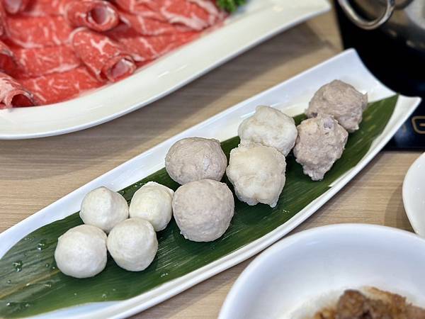 [信義區火鍋] 汆食 作伙鍋 統一時代百貨店  / 台北麻辣