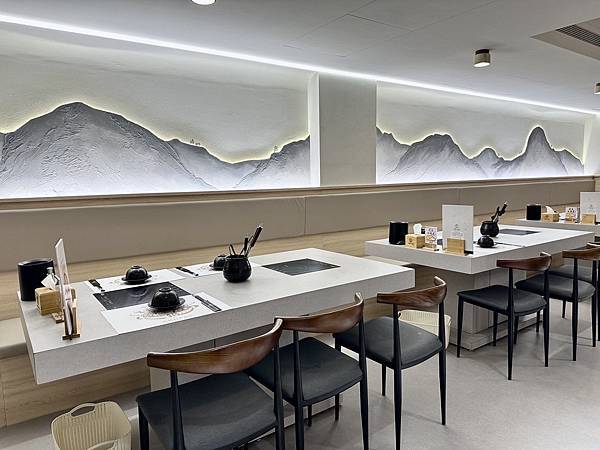 [東區美食] 極鶴和牛鍋物(旗艦店) 台北最頂級「和牛吃到飽