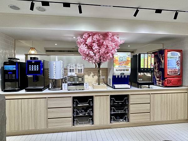 [東區美食] 極鶴和牛鍋物(旗艦店) 台北最頂級「和牛吃到飽