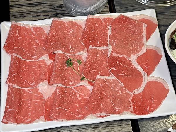 [中山區美食] 肉老大 頂級肉品涮涮鍋(錦西店) 海陸蒸火鍋