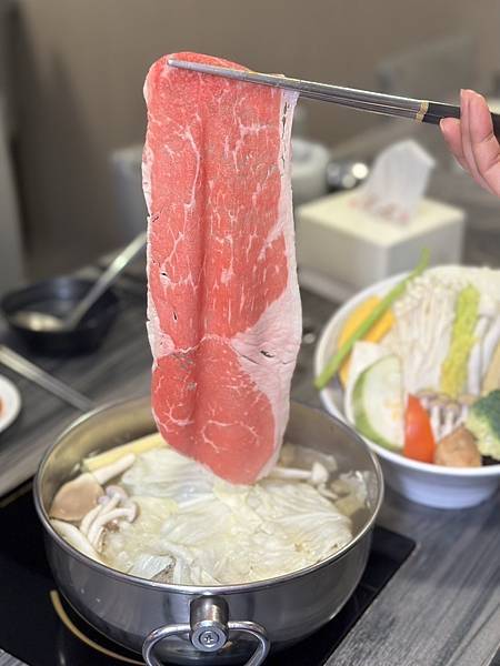 [中山區美食] 肉老大 頂級肉品涮涮鍋(錦西店) 海陸蒸火鍋
