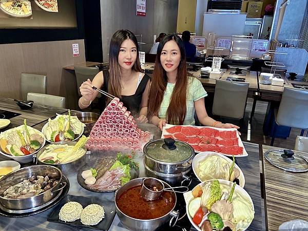 [中山區美食] 肉老大 頂級肉品涮涮鍋(錦西店) 海陸蒸火鍋