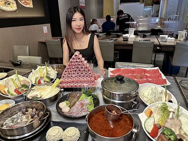 [中山區美食] 肉老大 頂級肉品涮涮鍋(錦西店) 海陸蒸火鍋