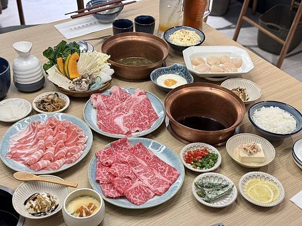 【台北火鍋懶人包】30間必吃特色鍋物!(海底撈/麻辣鍋/涮涮 【台北火鍋懶人包】30間必吃特色鍋物!(海底撈/麻辣鍋/涮涮