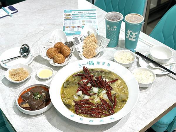 【台北火鍋懶人包】30間必吃特色鍋物!(海底撈/麻辣鍋/涮涮 【台北火鍋懶人包】30間必吃特色鍋物!(海底撈/麻辣鍋/涮涮