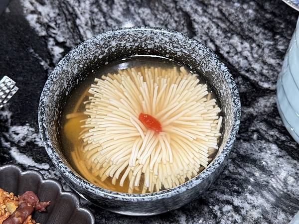 [大安區美食] 二本松涮涮屋 火鍋界的Prada 高檔火鍋餐