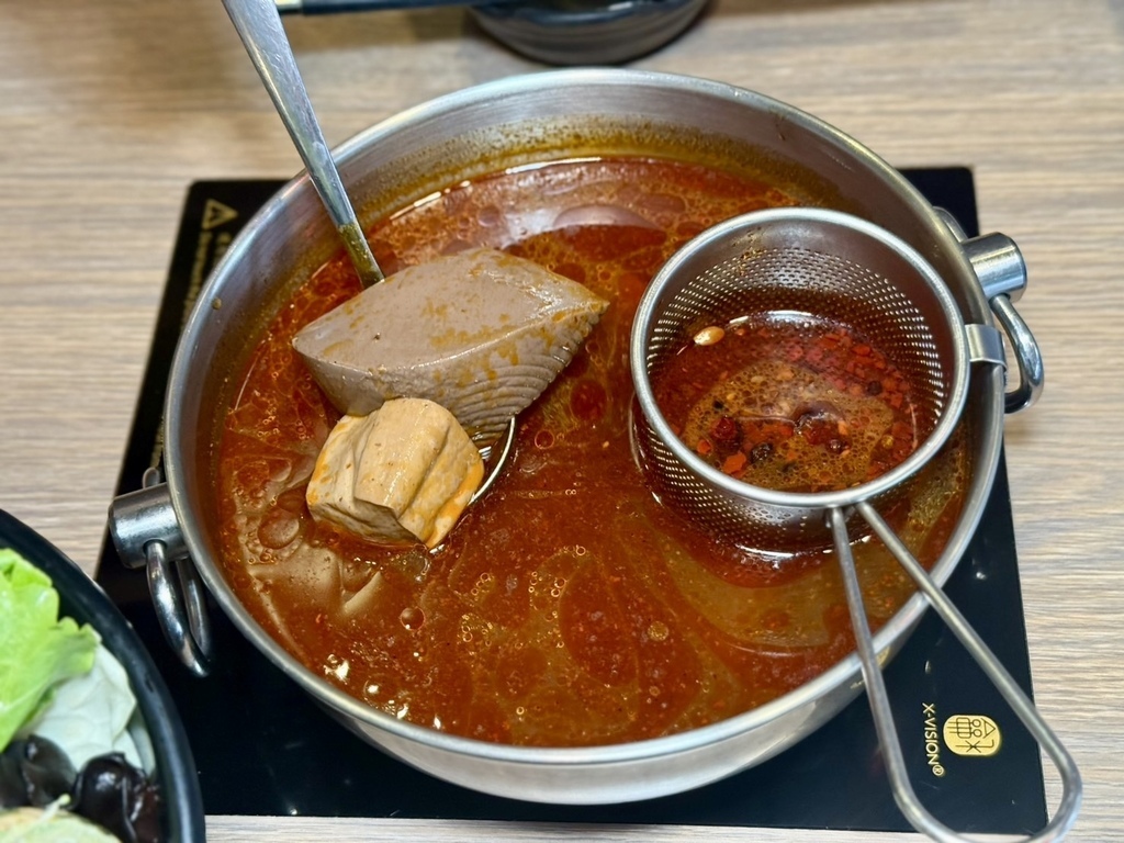 [中山區美食] 肉老大 頂級肉品涮涮鍋(錦西店) 小龍宮宴套