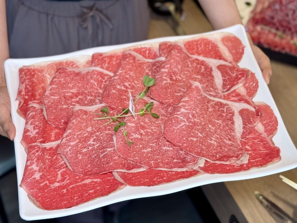 [中山區美食] 肉老大 頂級肉品涮涮鍋(錦西店) 小龍宮宴套