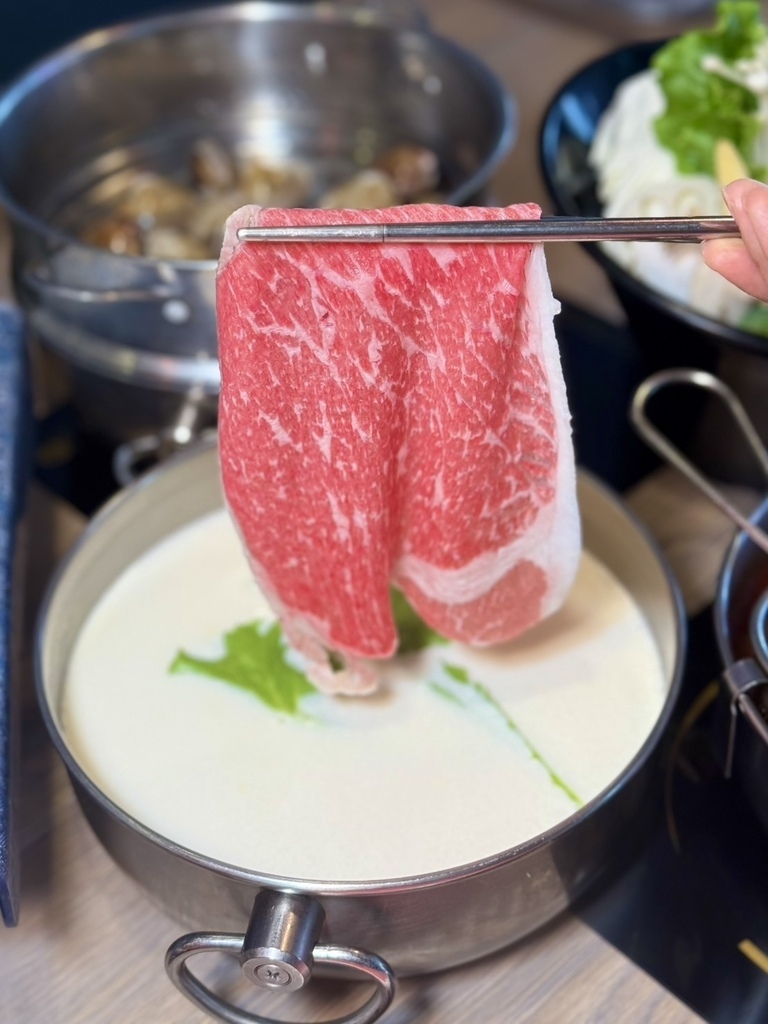 [中山區美食] 肉老大 頂級肉品涮涮鍋(錦西店) 小龍宮宴套