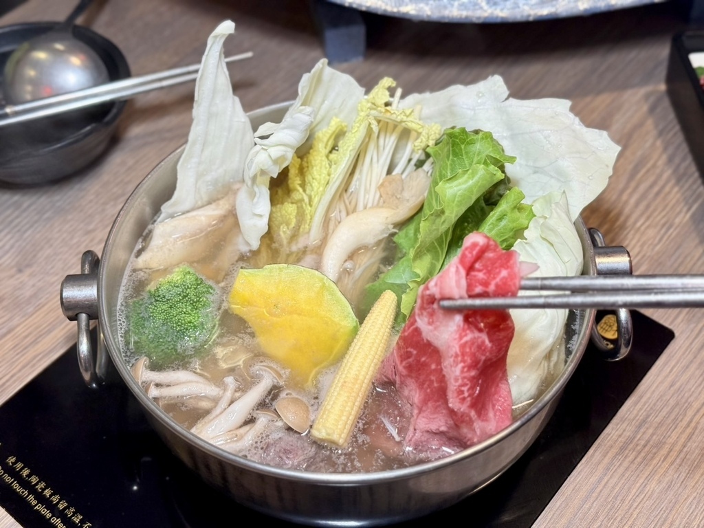 [中山區美食] 肉老大 頂級肉品涮涮鍋(錦西店) 小龍宮宴套