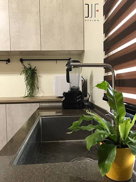 IMG_0045.JPG IMG_0045.JPG