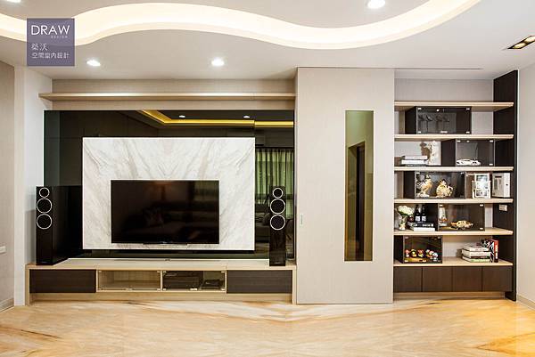 IMG_9704.jpg IMG_9704.jpg