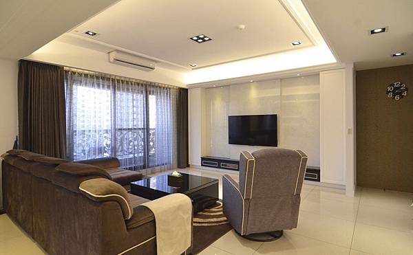 LPF_3063.JPG LPF_3063.JPG