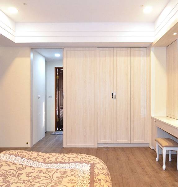 LPF_3142.JPG LPF_3142.JPG