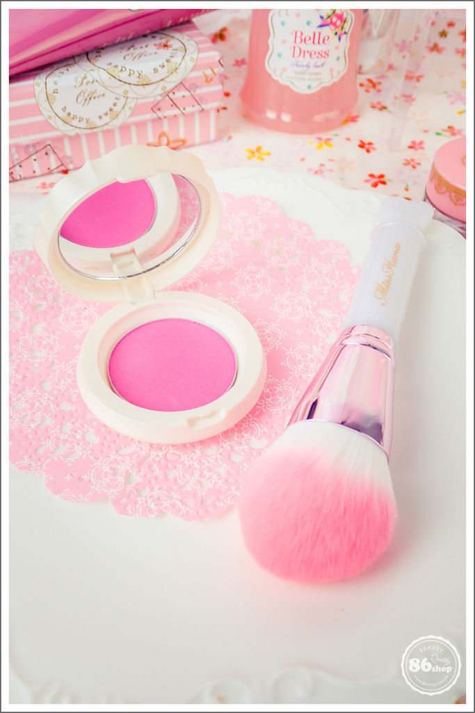 ETUDE HOUSE_彩妝_夢幻_公主_Holika Holika_ (19).jpg