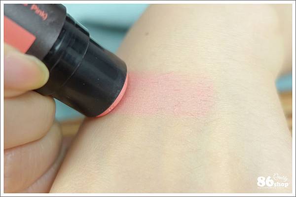 化妝包_粉餅_3ce_控油_cc霜_痘痘_腮紅_持妝_不脫妝_防曬 (22).jpg