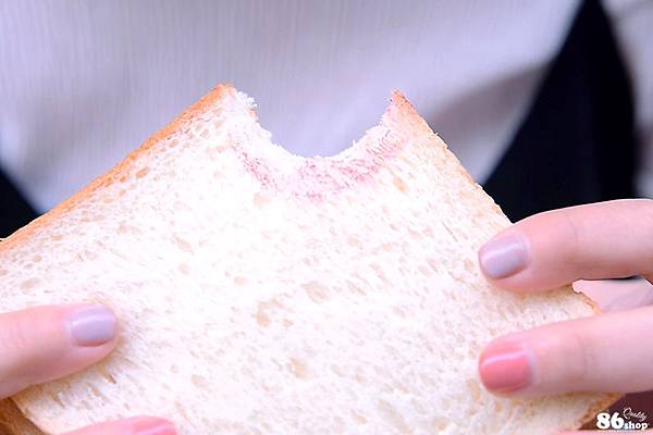 唇彩 口紅雨衣 KOSE 高絲 不掉色 不脫色