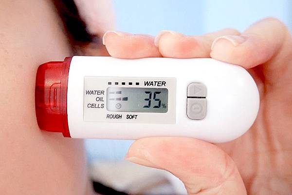 清潔 保養 Penelopi Moon 月光皂 洗顏 敷臉 日本 熱銷