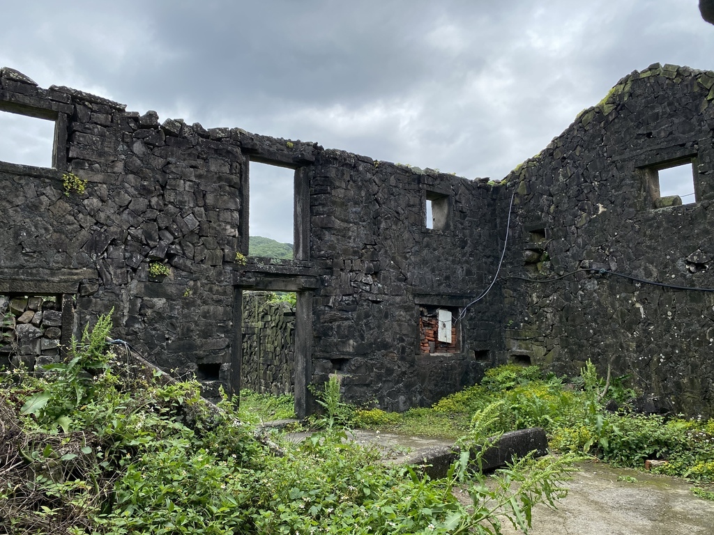 【新北貢寮】東北角卯澳漁村，百年石頭屋－吳家樓仔厝ｘ提籃觀音