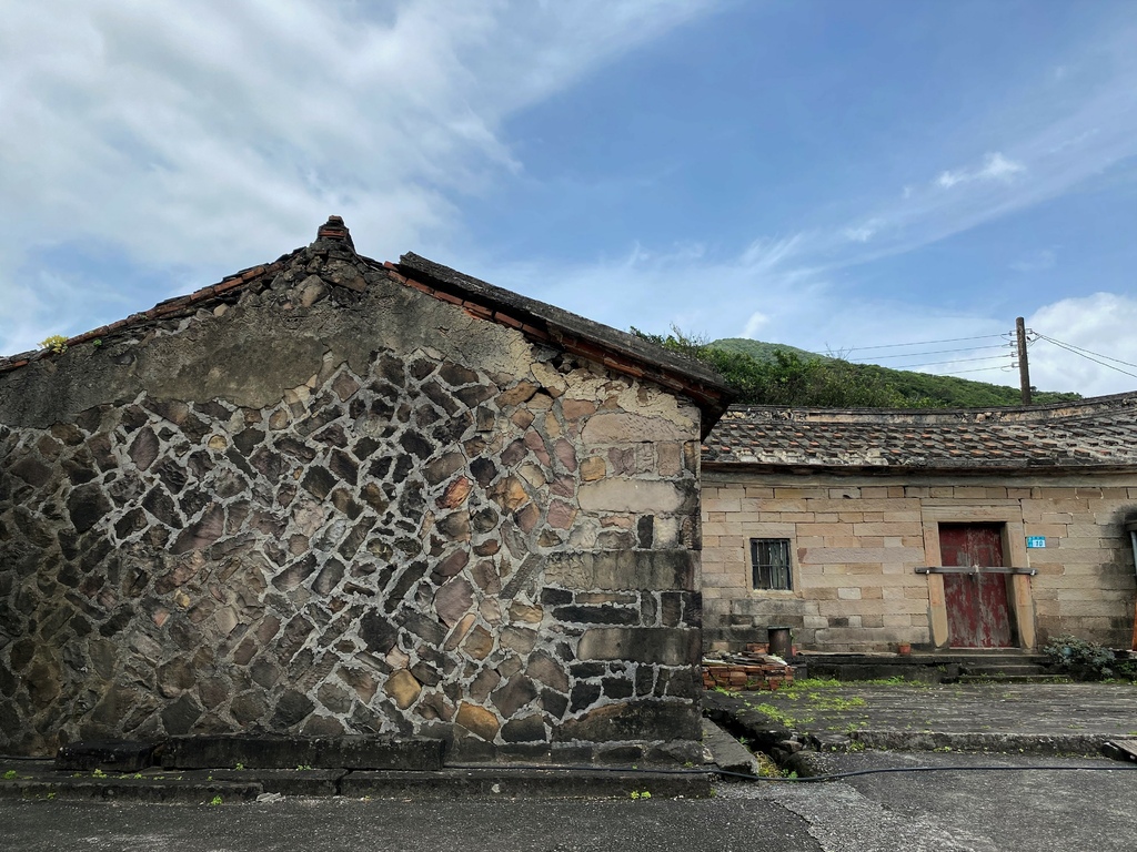 【新北貢寮】東北角卯澳漁村，百年石頭屋－吳家樓仔厝ｘ提籃觀音