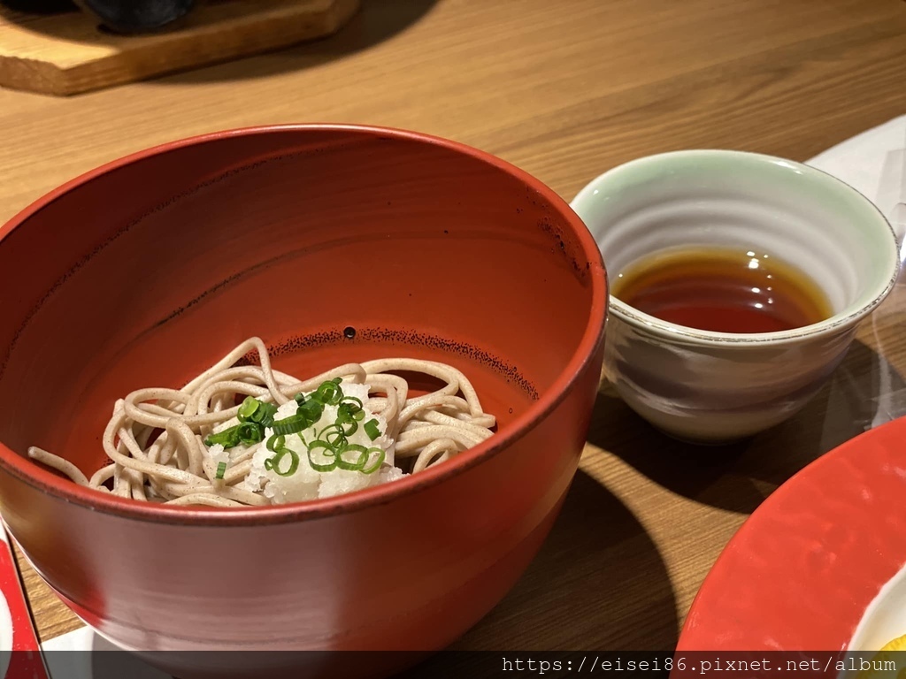 宮城｜鳴子溫泉【鳴子觀光飯店】住一晚，賞楓泡湯吃和牛！