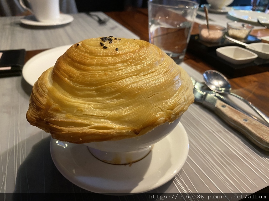 台北信義｜高CP值！近市府站【À Point 艾朋牛排餐酒館