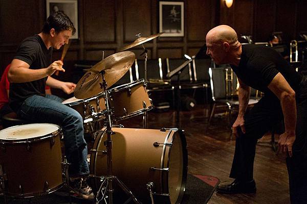 Whiplash-Official-Poster-Banner-PROMO-27AGOSTO2014-01