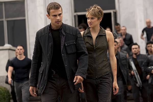 Insurgent-fourtris