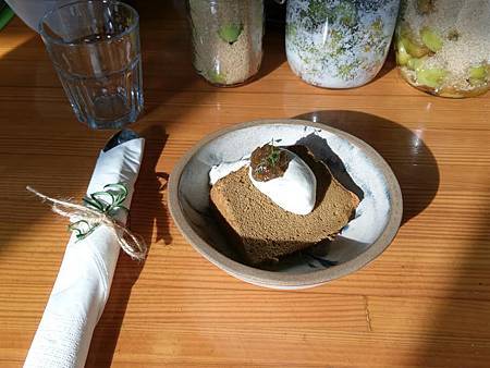 郊山食間茶點