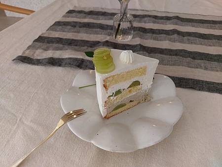 烏龍茶綠葡萄蛋糕