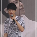 20110703嚴爵沒有你怎麼辦簽票會 (09).JPG