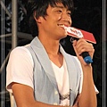 20090725乃榮台中簽唱會 (37).JPG