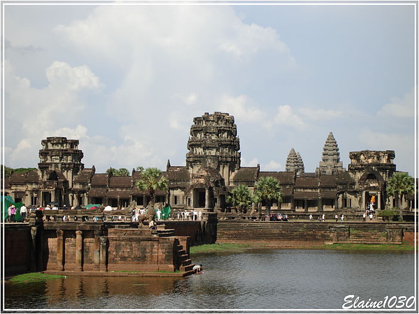 060503_15Angkor Wat.jpg