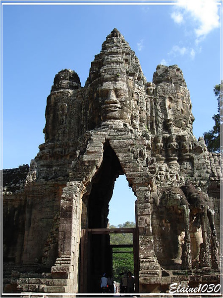 060502_20Angkor Thom南大門.jpg