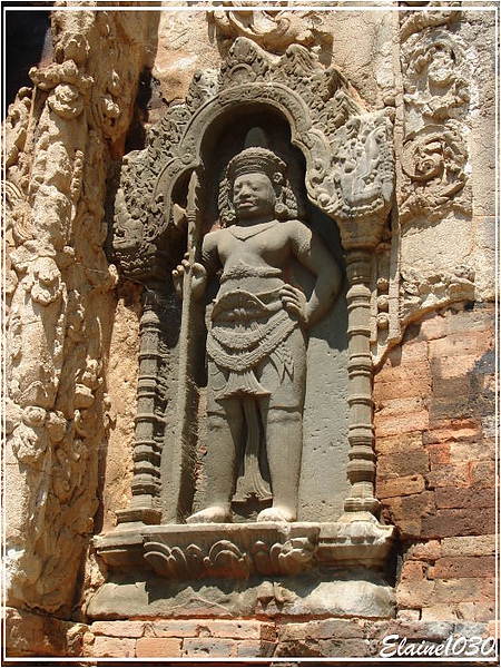 060504_08Preah Ko.jpg