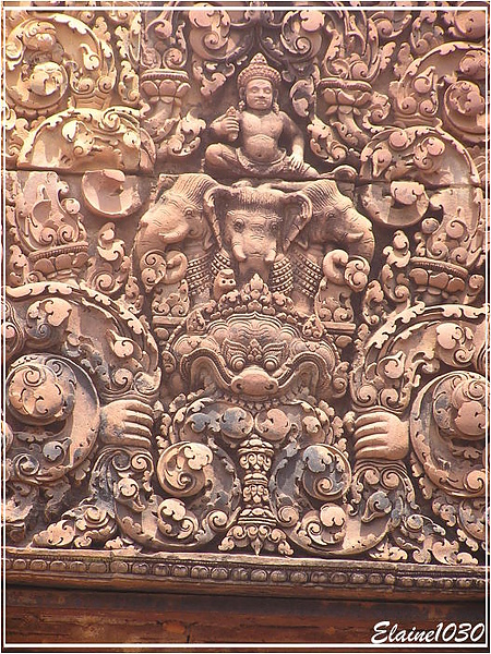 060503_10Banteay Srei L.jpg