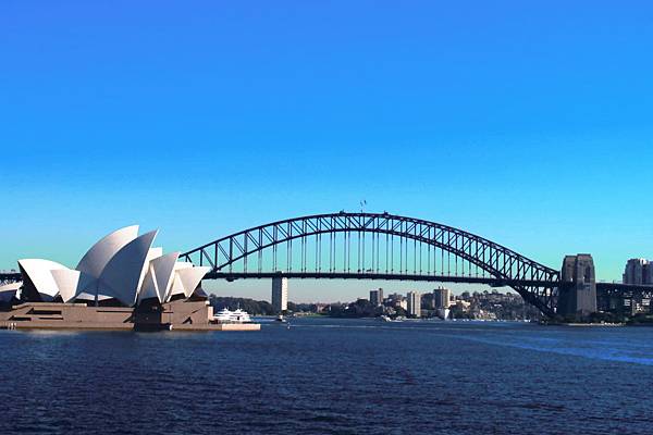 6-2014.06.16-mrs.MACQUARIE'S chair (6)