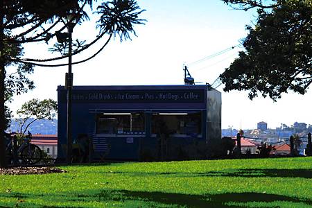 6-2014.06.16-mrs.MACQUARIE'S chair (27)